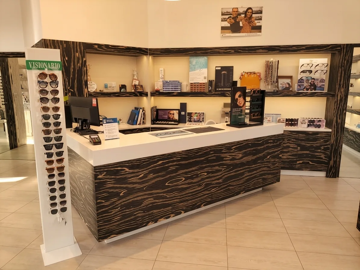 Inside the Stylottica Ceglie boutique
